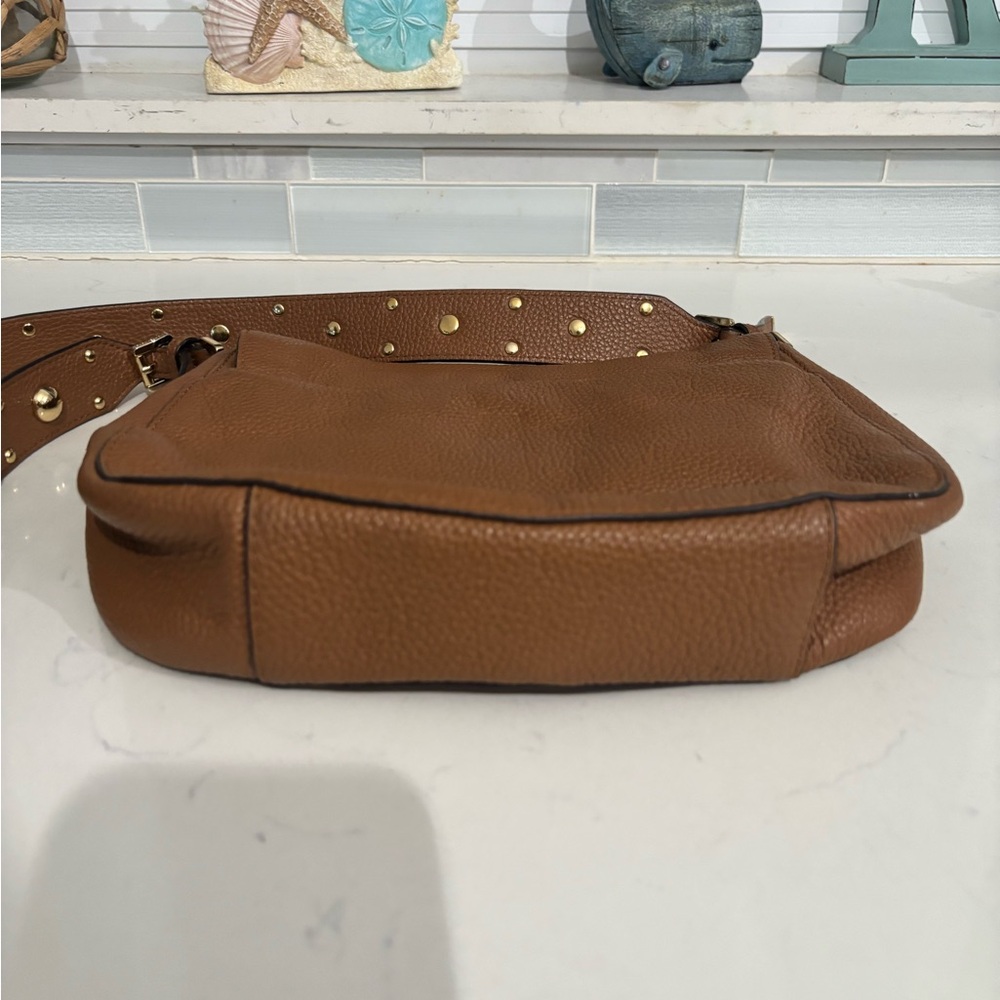 Michael Kors Tan Crossbody Bag with Gold Accents - Picture 6 of 8